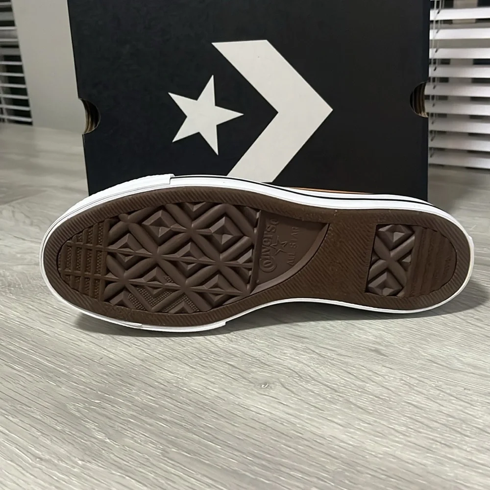 NWT Converse Women's Chuck Taylor All Star Lift Platform 'Gingersnap' Shoes - Picture 7 of 9
